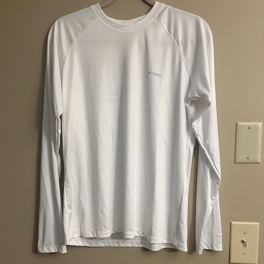 Columbia White Long Sleeve Performance Crew